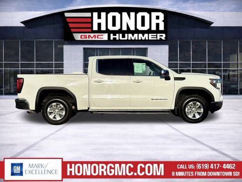 Used 2020 GMC Sierra 1500 SLE w/ SLE Value Package image 2