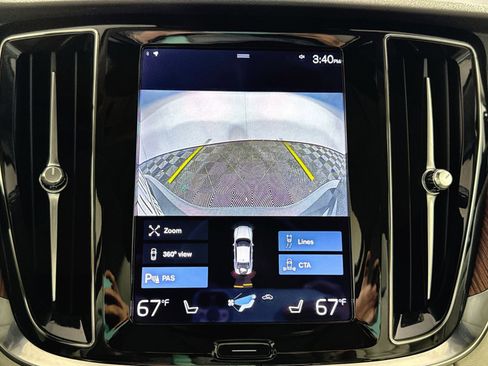 Used 2022 Volvo S60 B5 Momentum w/ Advanced Package image 19