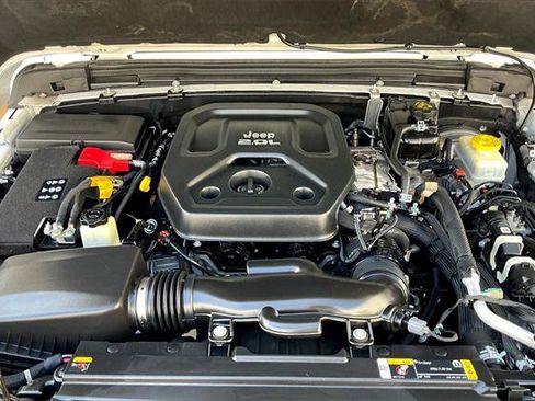 Certified 2021 Jeep Wrangler Unlimited Rubicon image 9