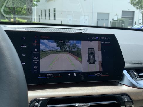 Used 2025 BMW X1 xDrive28i w/ Premium Package image 26