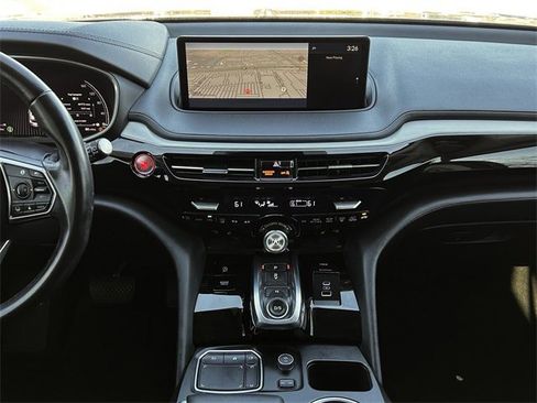 Certified 2024 Acura MDX FWD w/ Technology Package image 17