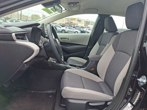 Used 2024 Toyota Corolla LE FWD image 14