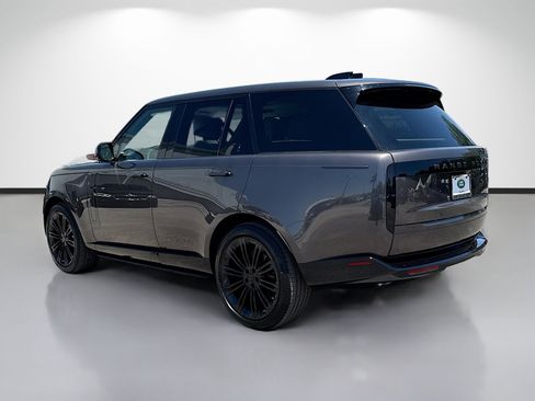 New 2026 Land Rover Range Rover SE AWD/4WD image 3