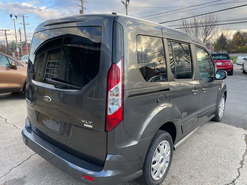 Used 2016 Ford Transit Connect XLT image 9