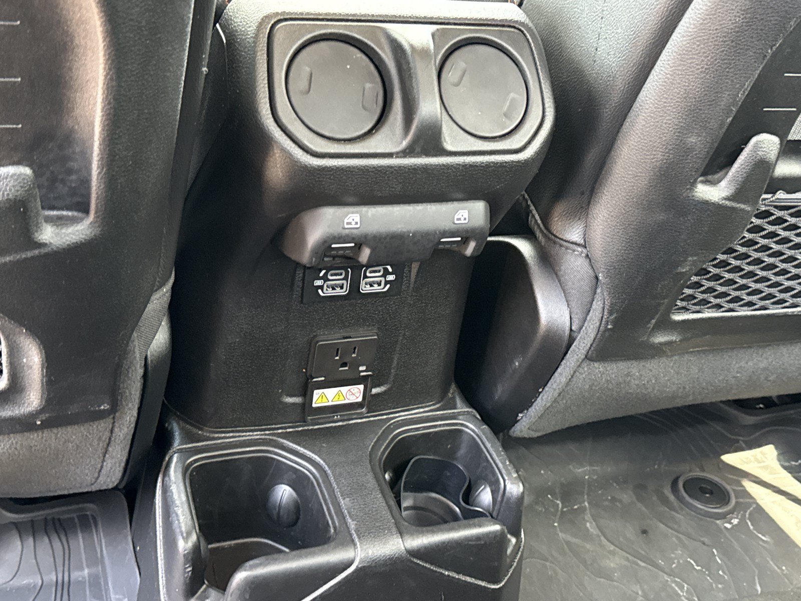 Used 2023 Jeep Gladiator Mojave w/ Cold Weather Group AWD/4WD image 14