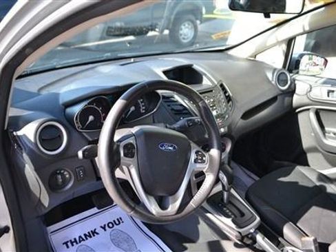 Used 2016 Ford Fiesta SE FWD image 14
