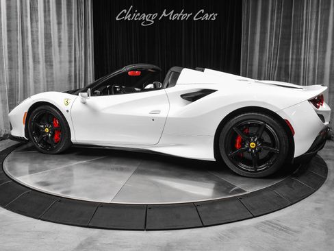 Used 2023 Ferrari F8 Tributo RWD image 3