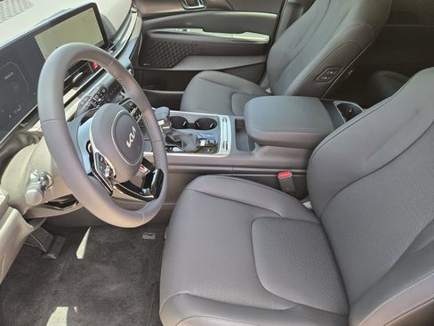 New 2026 Kia Carnival SX Prestige FWD image 10