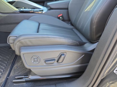 New 2025 Audi Q5 Premium Plus image 28