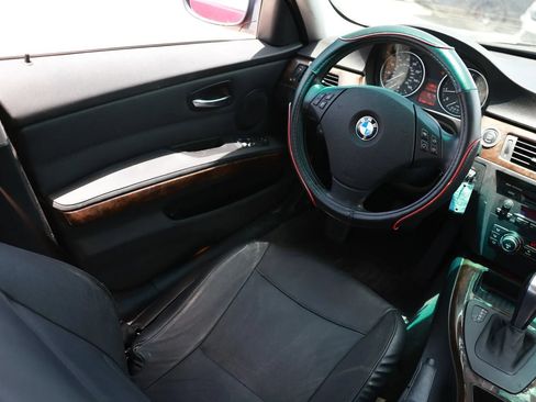 Used 2010 BMW 328i Sedan RWD image 12