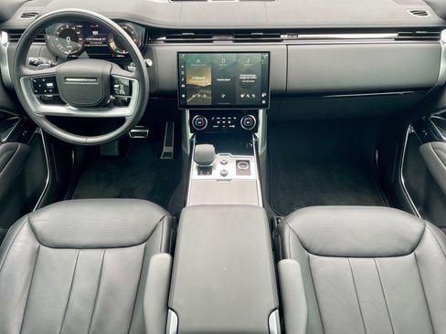 Used 2023 Land Rover Range Rover SE AWD/4WD image 16