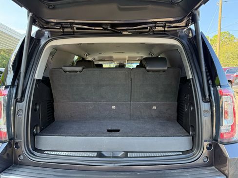 Used 2017 GMC Yukon Denali image 17