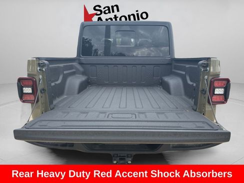 New 2026 Jeep Gladiator Willys AWD/4WD image 11