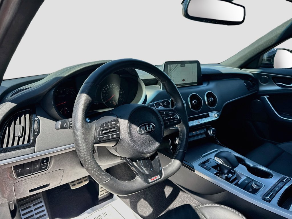 Used 2018 Kia Stinger GT2 RWD image 9