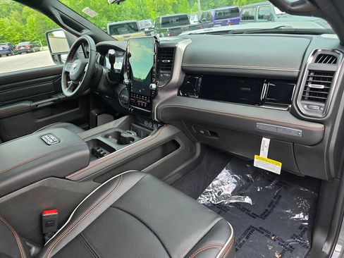 New 2026 RAM 2500 Power Wagon AWD/4WD image 29