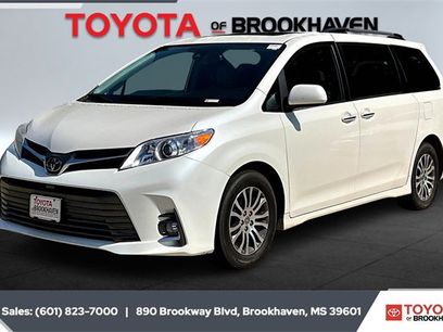 Used 2020 Toyota Sienna XLE