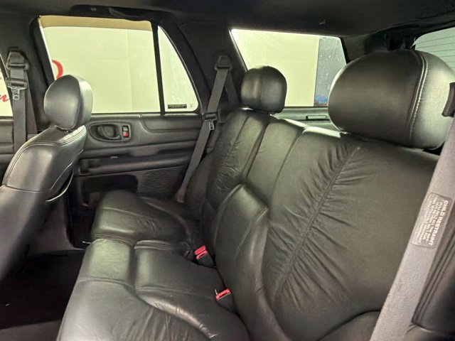 Used 2000 GMC Jimmy SLT w/ Marketing Opt Pkg AWD/4WD image 23