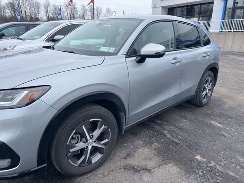 Certified 2023 Honda HR-V EX-L image 4