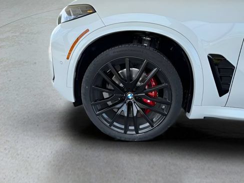Used 2026 BMW X5 sDrive40i w/ M Sport Package RWD image 15