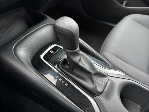 Used 2023 Toyota Corolla LE FWD image 16