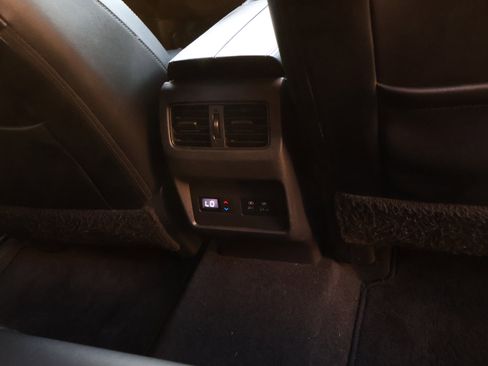 Used 2022 Nissan Rogue SL image 15