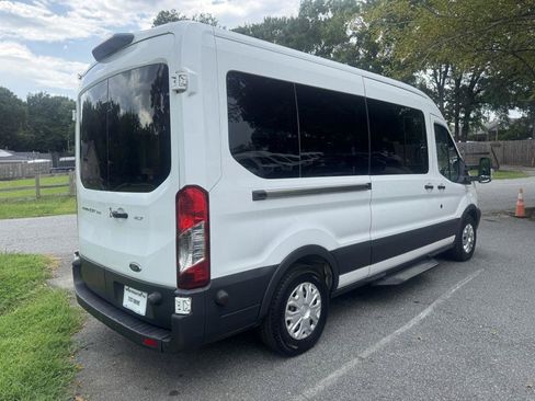 Used 2018 Ford Transit 350 XLT RWD image 3