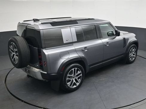 Used 2020 Land Rover Defender 110 SE AWD/4WD image 31