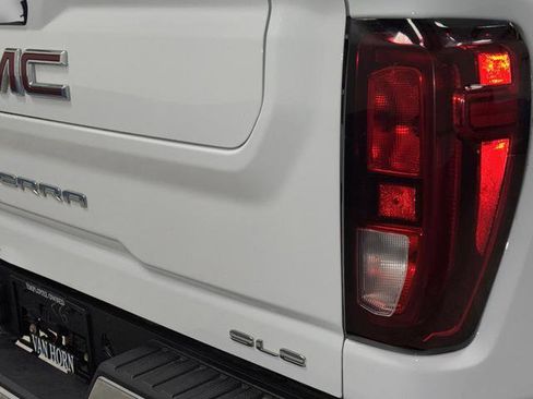 Used 2023 GMC Sierra 2500 SLE w/ Driver Alert Package I image 33