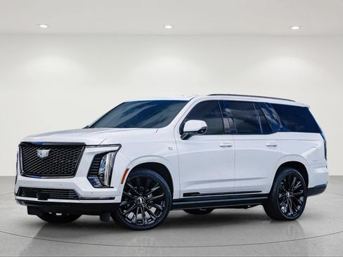 Used 2025 Cadillac Escalade Sport Platinum w/ LPO, ONYX Package AWD/4WD image 2