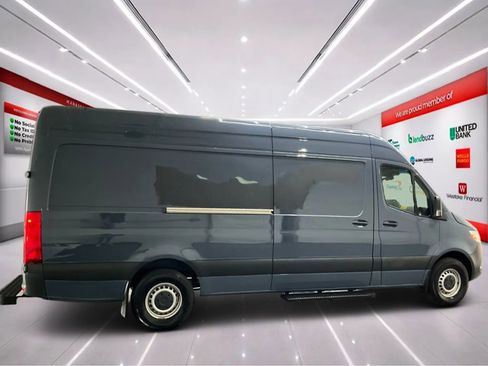 Used 2019 Mercedes-Benz Sprinter 170 image 8
