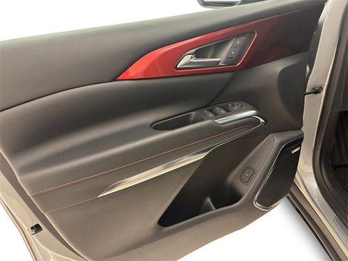 Used 2024 Chevrolet Traverse Z71 w/ Enhanced Driving Package image 13