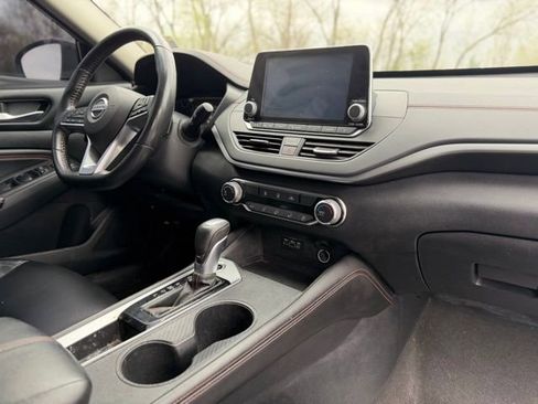 Used 2022 Nissan Altima 2.5 SR image 7