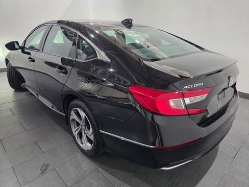 Used 2018 Honda Accord EX image 3