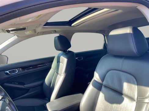 Used 2023 Honda Civic Touring image 15