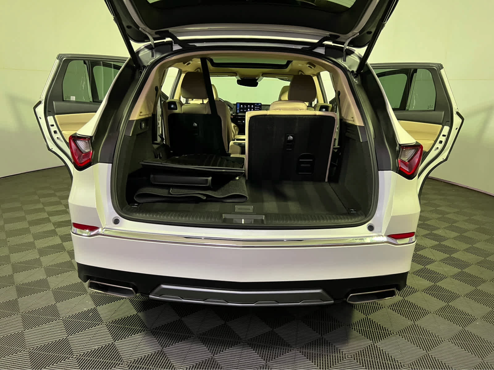 Used 2026 Acura MDX SH-AWD image 28