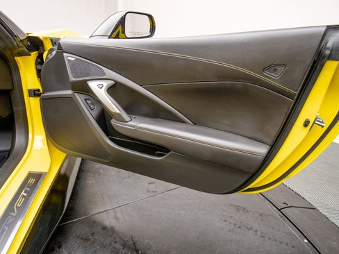 Used 2017 Chevrolet Corvette Z06 image 23