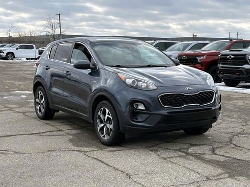 Used 2020 Kia Sportage LX image 6