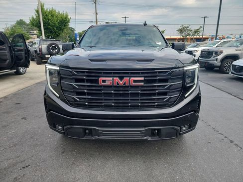 Certified 2024 GMC Sierra 1500 Elevation w/ X31 Off-Road Package AWD/4WD image 3