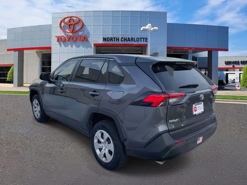 Used 2024 Toyota RAV4 LE image 7