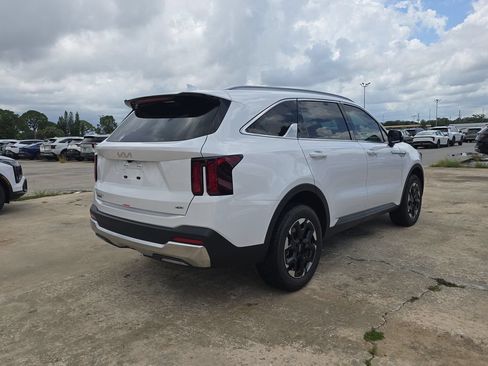 New 2026 Kia Sorento S AWD/4WD image 8