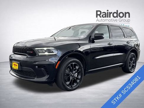 Used 2025 Dodge Durango GT AWD/4WD image 3
