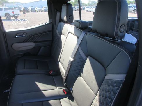 New 2026 GMC Canyon Denali AWD/4WD image 14