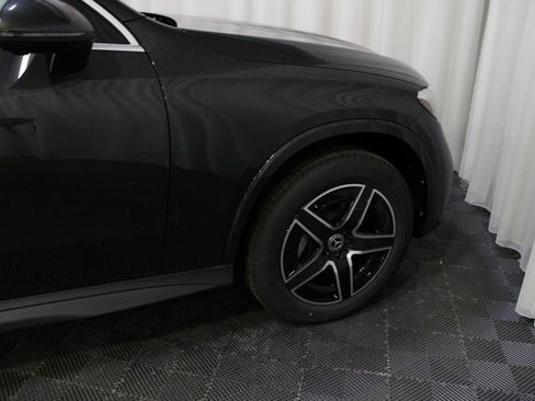 New 2025 Mercedes-Benz GLC 350e GLC 350e image 12