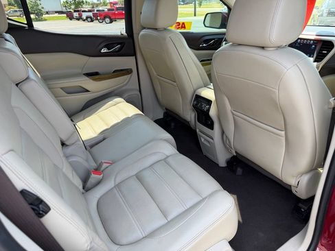 Used 2017 GMC Acadia Denali w/ Technology Package FWD image 20