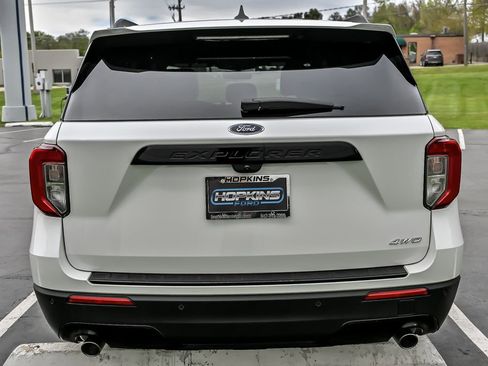 Certified 2023 Ford Explorer ST-Line AWD/4WD image 9