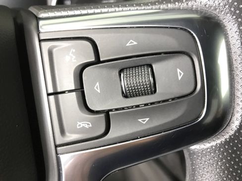 Used 2022 Chevrolet Blazer LT image 6