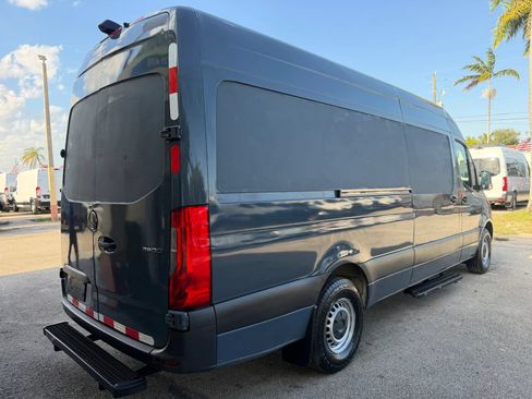 Used 2019 Mercedes-Benz Sprinter 170 image 6
