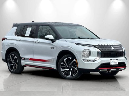 Used 2024 Mitsubishi Outlander Ralliart image 9