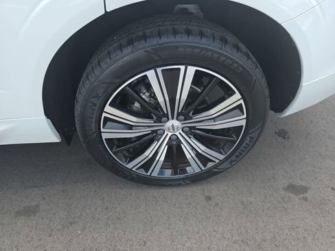 Used 2023 Volvo XC60 B5 Plus w/ Climate Package AWD/4WD image 27