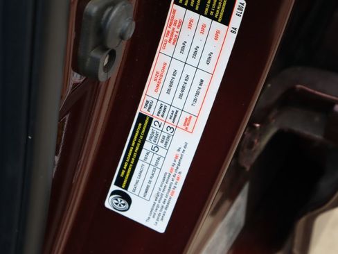 Used 2020 Nissan Sentra SV w/ Electronics Package FWD image 28